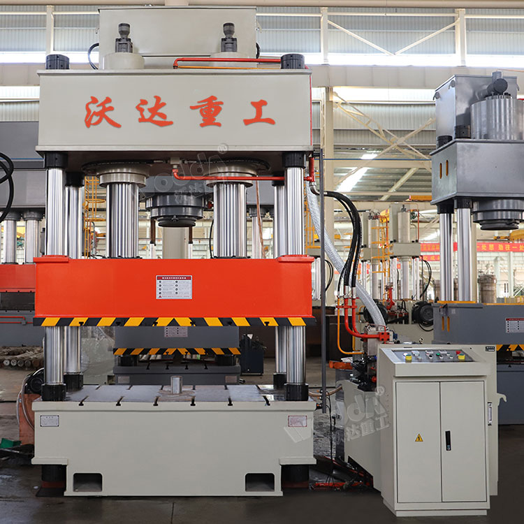 400噸四柱液壓機(jī) 400噸四柱液壓機(jī)
