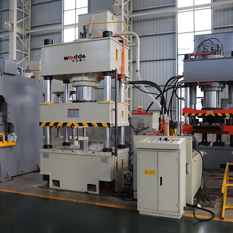 400噸不銹鋼水箱拉伸液壓機 400噸不銹鋼水箱拉伸液壓機