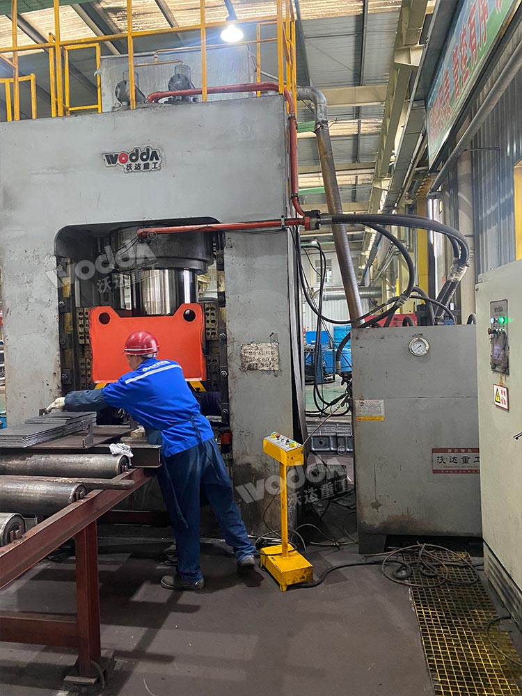 800噸錨桿托盤液壓機 800噸錨桿托盤液壓機